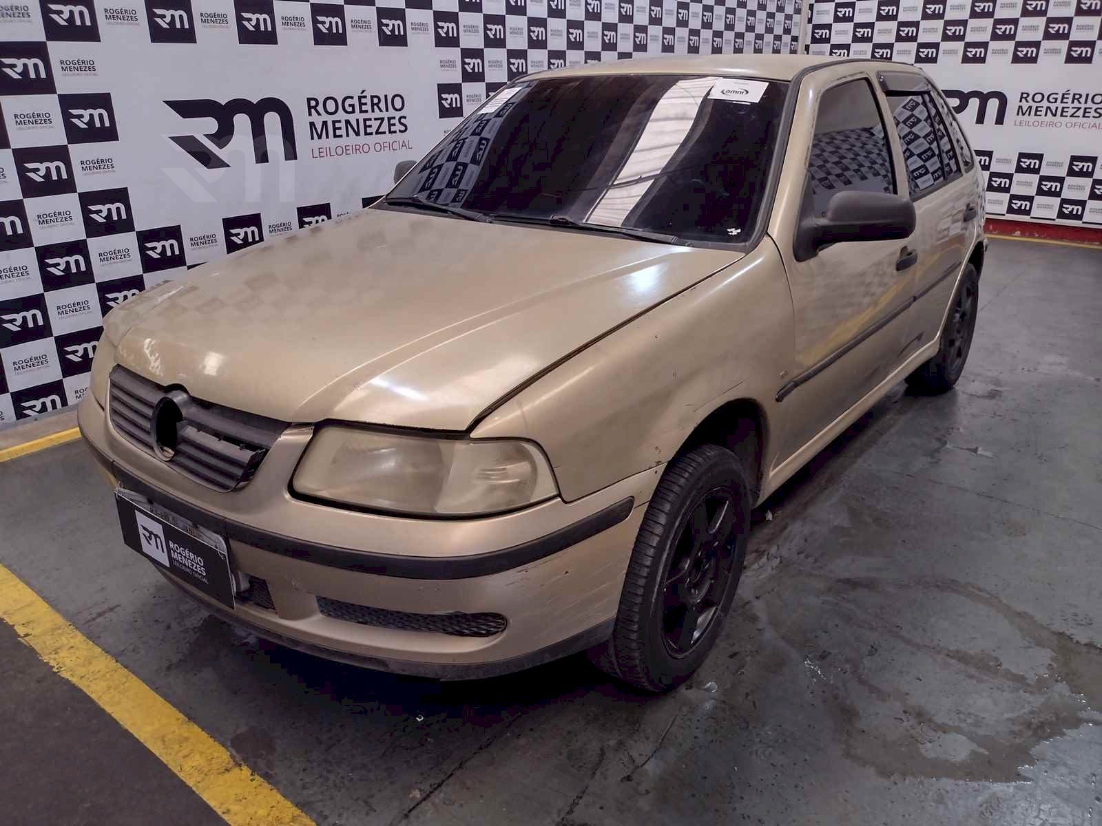 LOTE 26 VW - VOLKSWAGEN GOL 2002/2002 GASOLINA