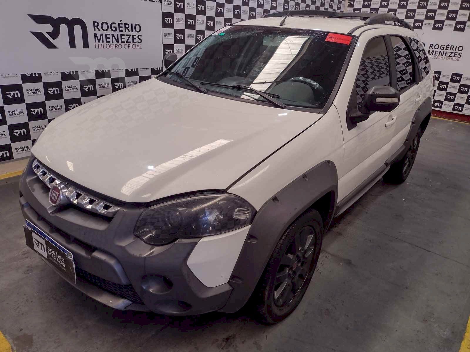 LOTE 36  FIAT PALIO WEEK ADV 1.8 2018/2019 GASOLINA/ALCOOL 