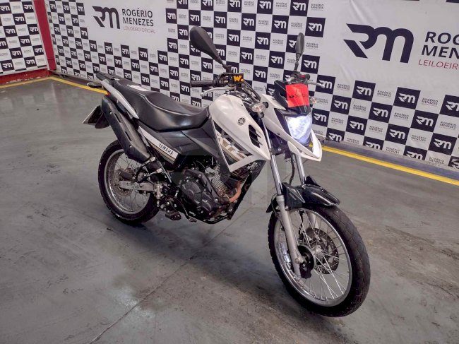 LOTE 09 YAMAHA XTZ