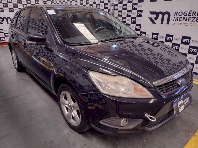 LOTE 16 FORD FOCUS HATCH GLX 1.6 16V