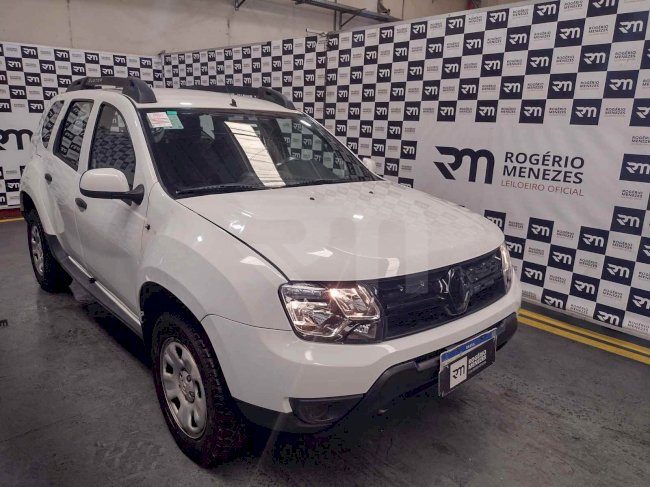 LOTE 03 RENAULT DUSTER EXP16 SCE